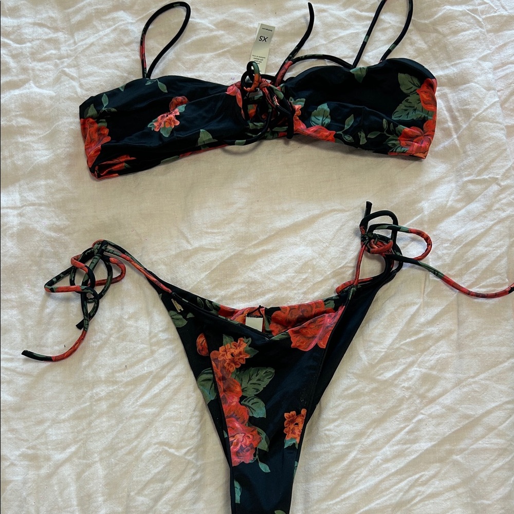 bond-eye Black and Red Floral Bikini
